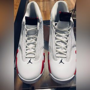 Jordan Retro 14 RIP Hamilton